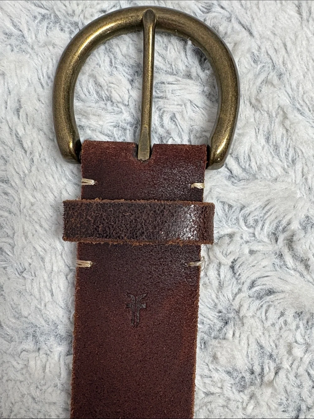 Frye woman’s brown leather Belt with Antiqued Brass Buckle small